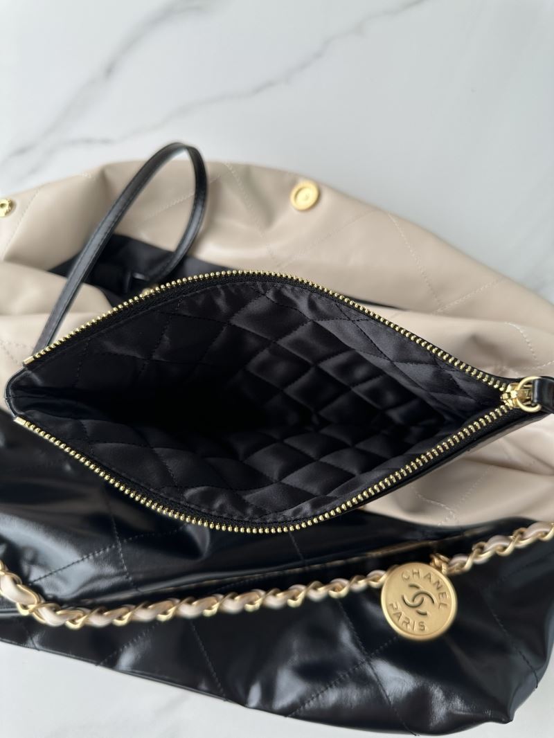 Chanel Hobo 22 Bags